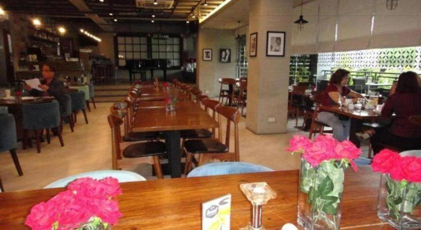 Big Hotel Suites Mandaue City Eksteriør bilde