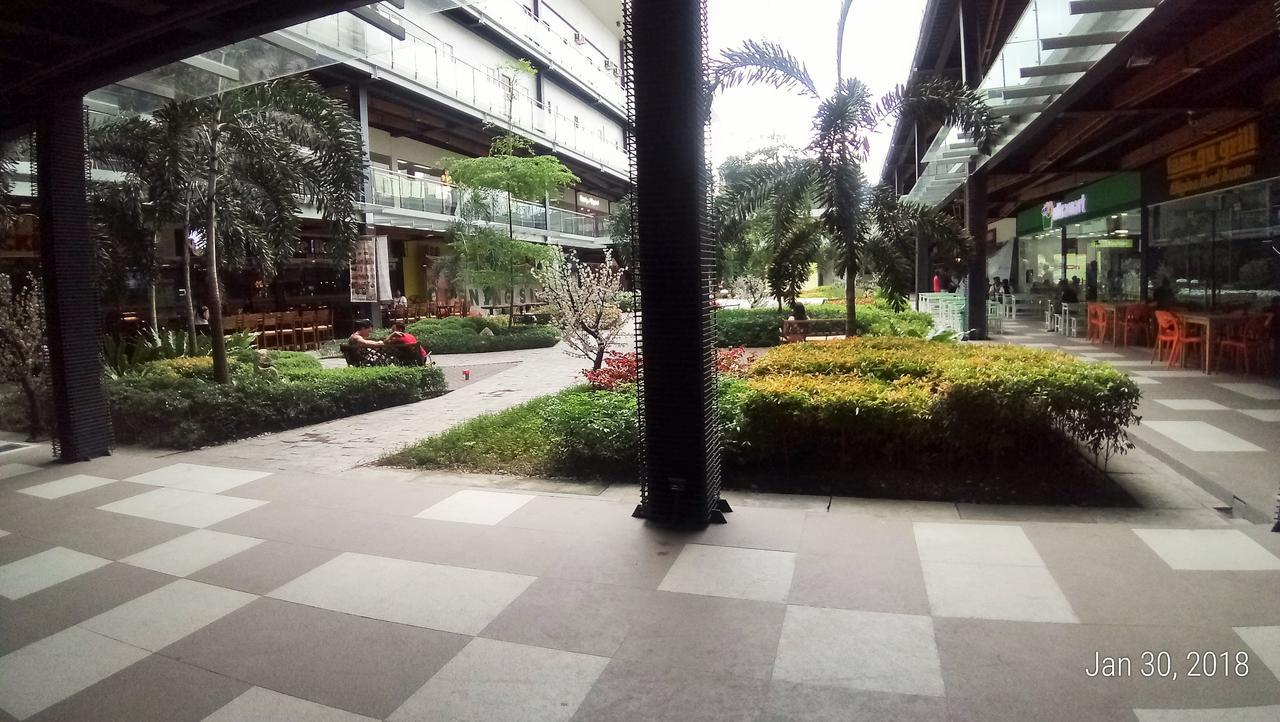 Big Hotel Suites Mandaue City Eksteriør bilde