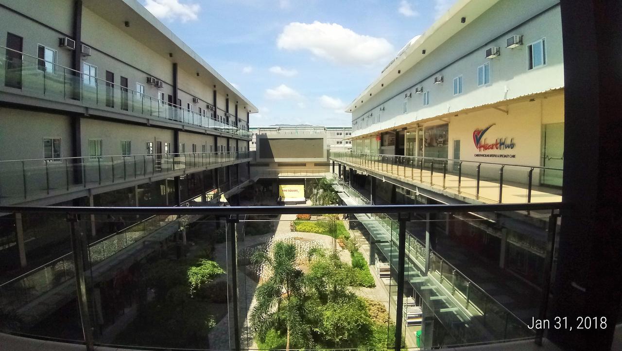 Big Hotel Suites Mandaue City Eksteriør bilde